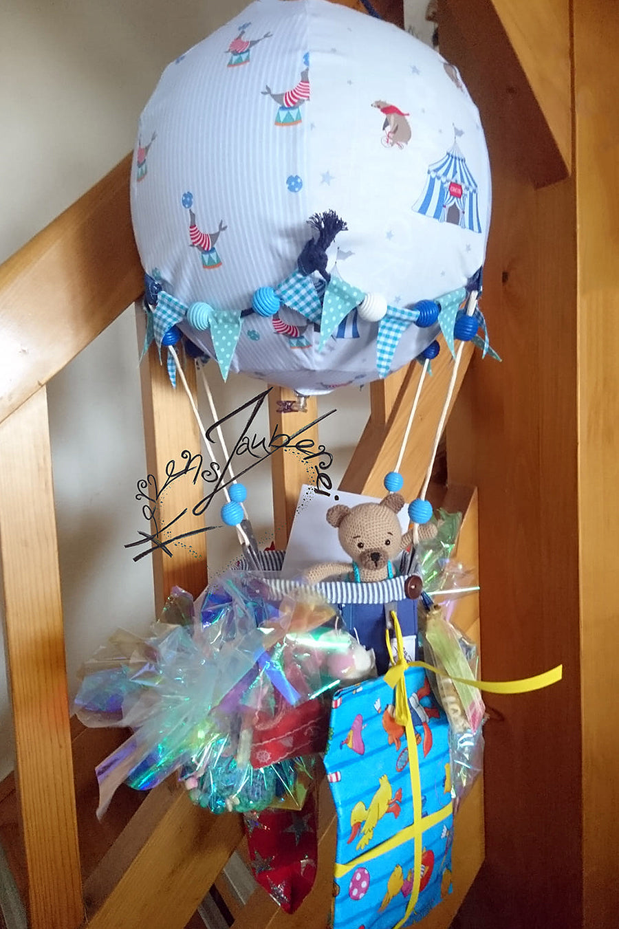 Adventskalender und Kinderzimmerdeko Adventsballon (Schnittmuster und Nähanleitung)